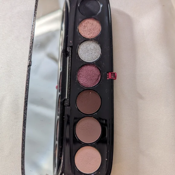 Marc Jacobs Eye-conic Eyeshadow Palettes Bundle - Picture 4 of 5